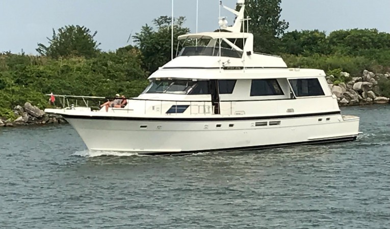 67 Hatteras 
