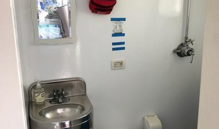 60 Ditmar & Donaldson 