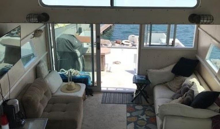 60 Ditmar & Donaldson 