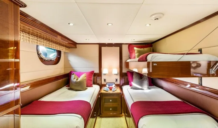 133 Broward Guest Twin w/ Pullman