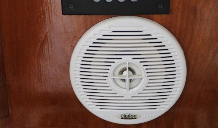 36 Albin Salon Speakers