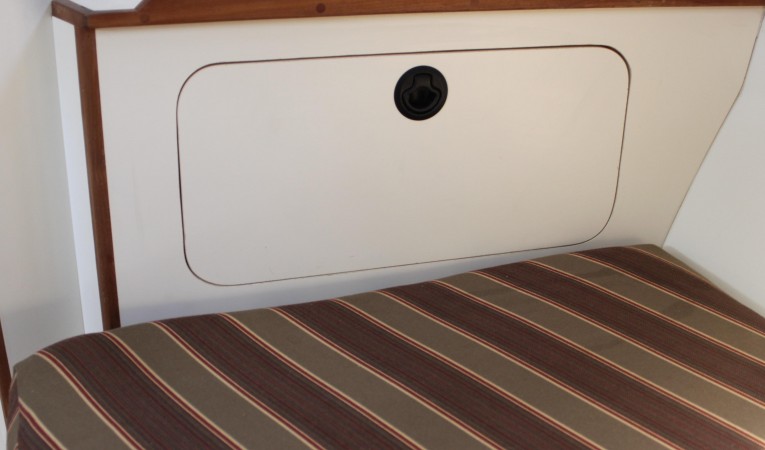 36 Albin V-birth storage (port)