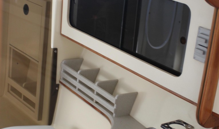 36 Albin Bathroom sink/vanity