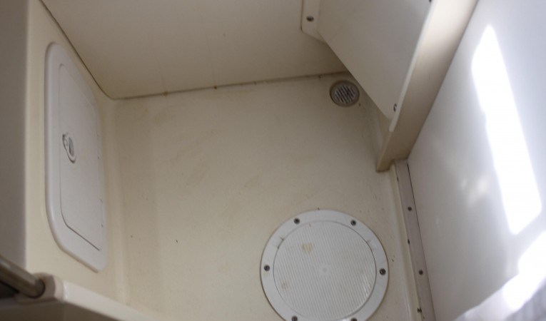 36 Albin Shower floor