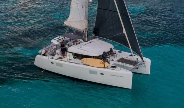 39 Lagoon 