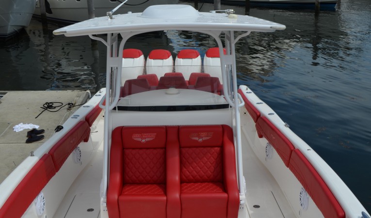 36 DEEP IMPACT Console seats