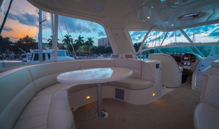 56 Carver Fly Bridge Settee, Under seat storage