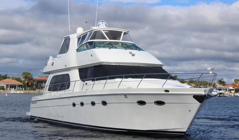 56 Carver Starboard View