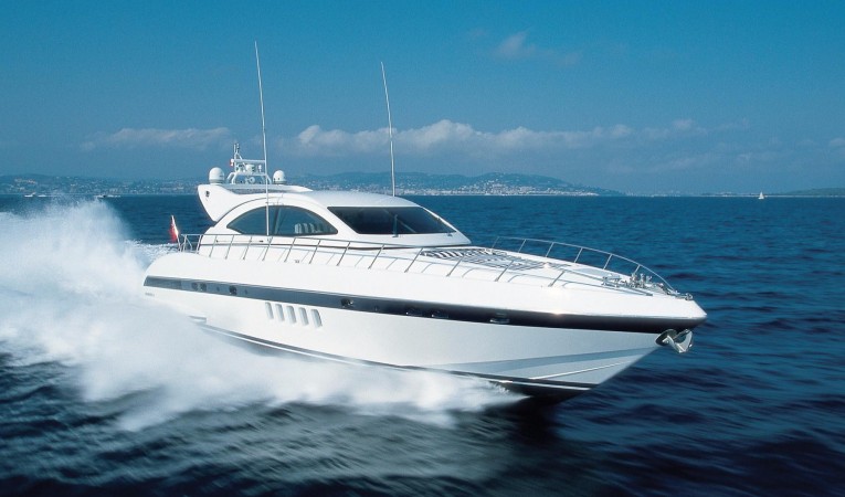 72 Overmarine-Mangusta 