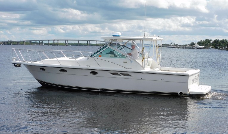 31 Tiara Yachts 
