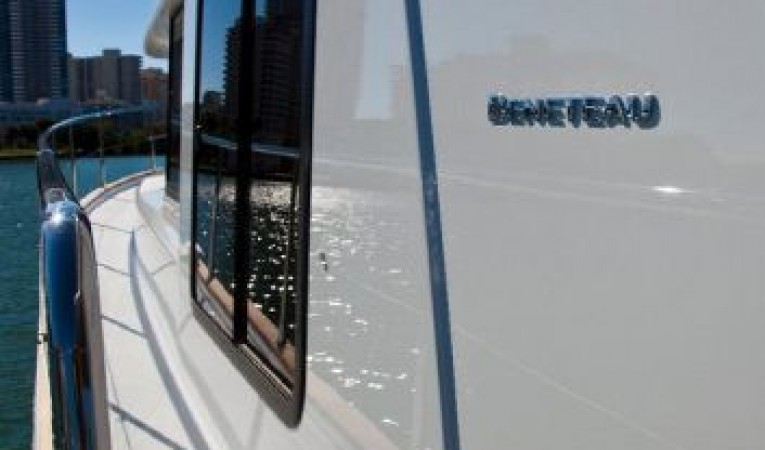 44 Beneteau Decks