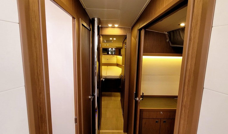 51 Beneteau 
