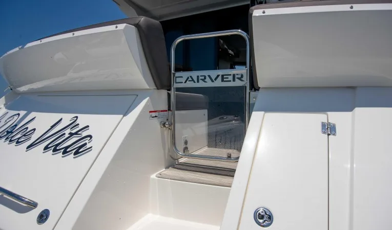 52 Carver 
