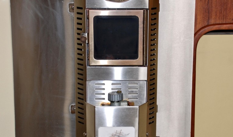 36 Islander Dickinson Newport Diesel Stove