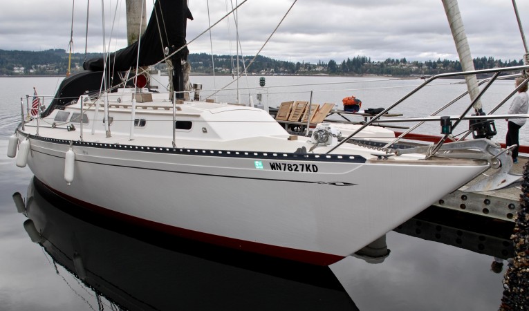 36 Islander 