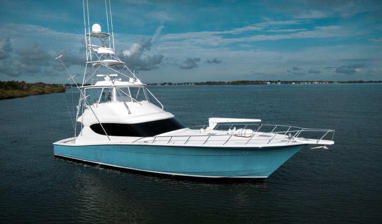 60 Hatteras 