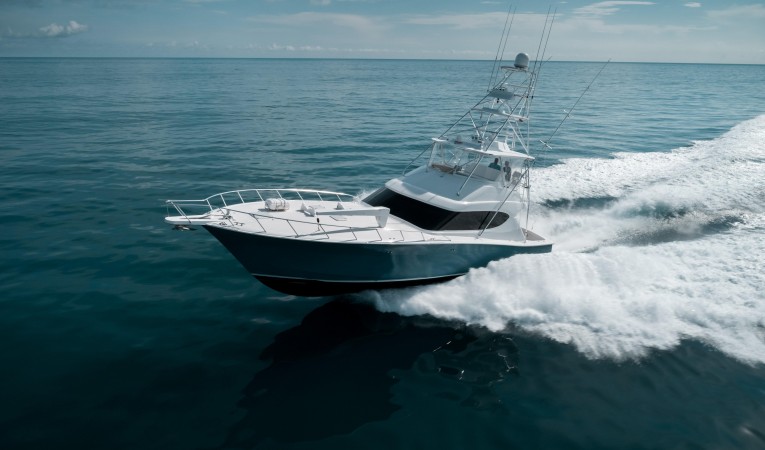 60 Hatteras 