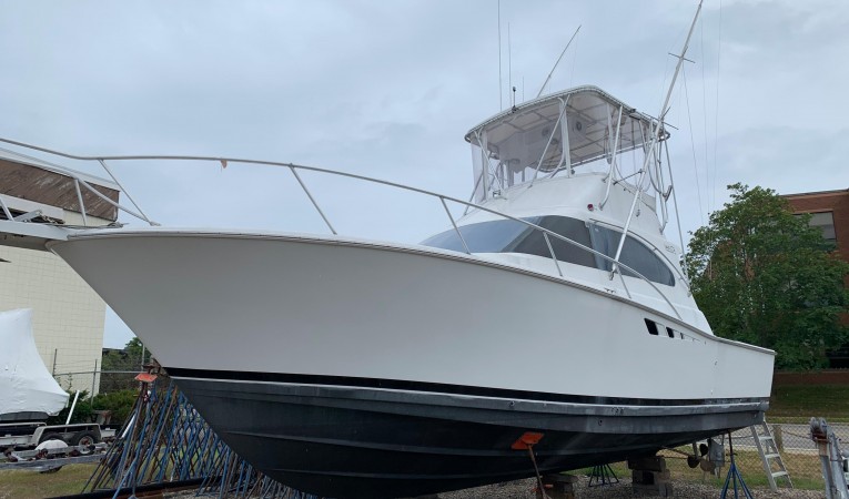 35 Luhrs 