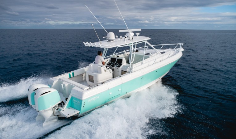 35 Intrepid Stbd Aft