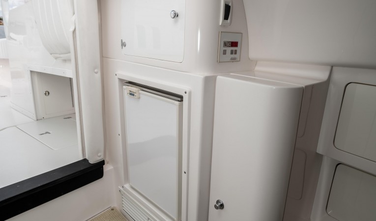 35 Intrepid Hanging Locker and Fridge