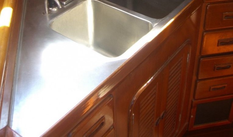 52 Tayana Galley View 4 Double Stainless Sink