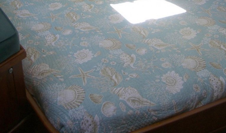 52 Tayana Aft Stateroom