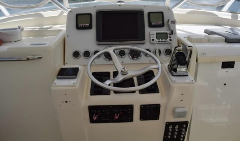 30 Pursuit Lower helm