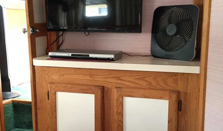 36 Mainship Master Stateroom TV