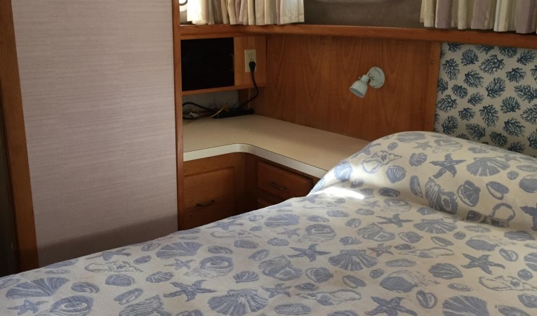 36 Mainship Master Stateroom