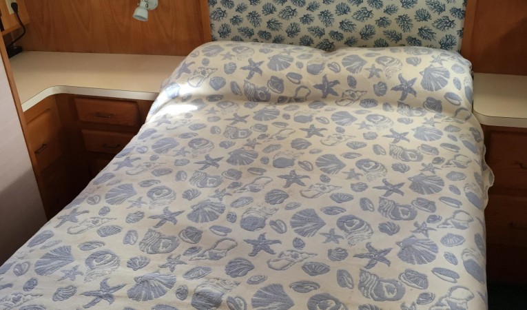 36 Mainship Master Stateroom