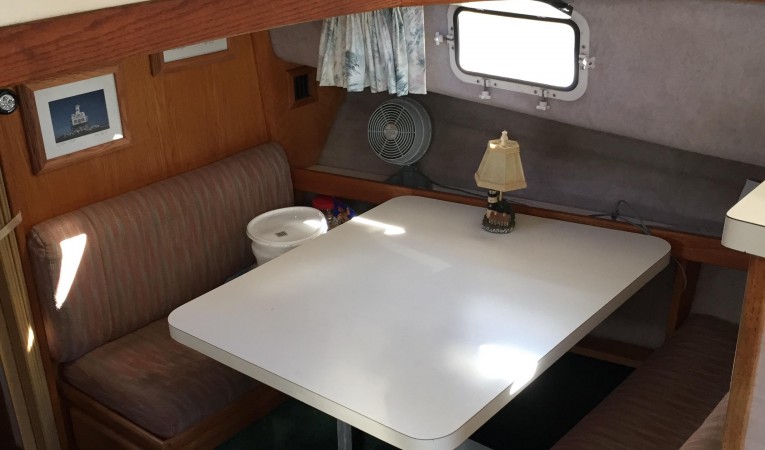36 Mainship Kitchen Table