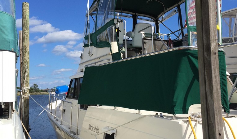 36 Mainship Port Side