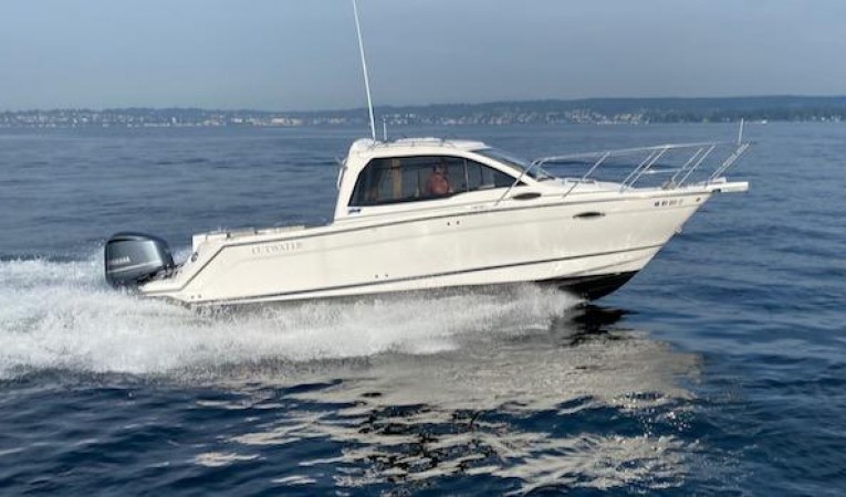 24 Cutwater 