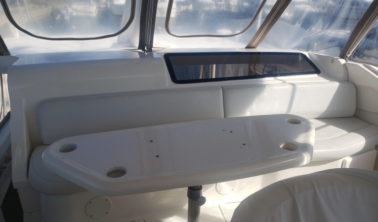 45 Silverton Bridge aft bench seat
