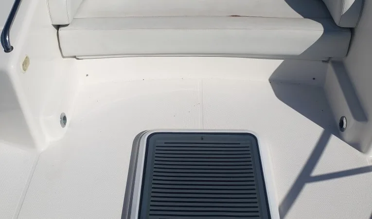 45 Silverton forward bow seating