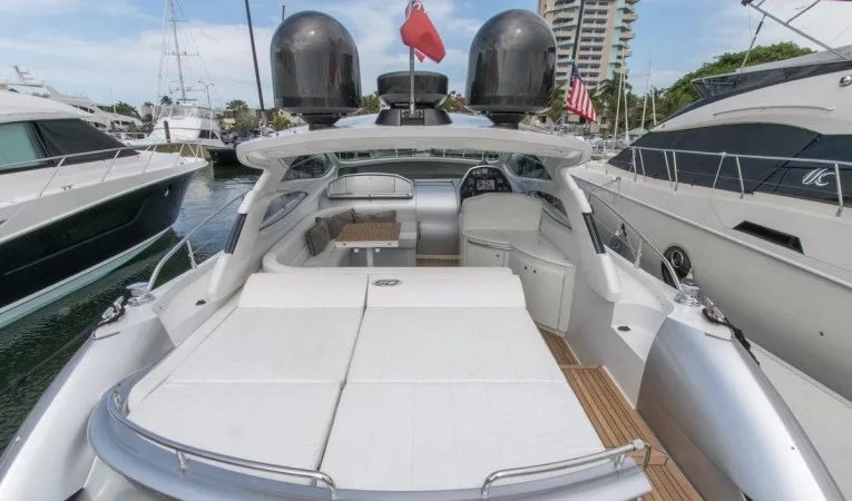50 Pershing 