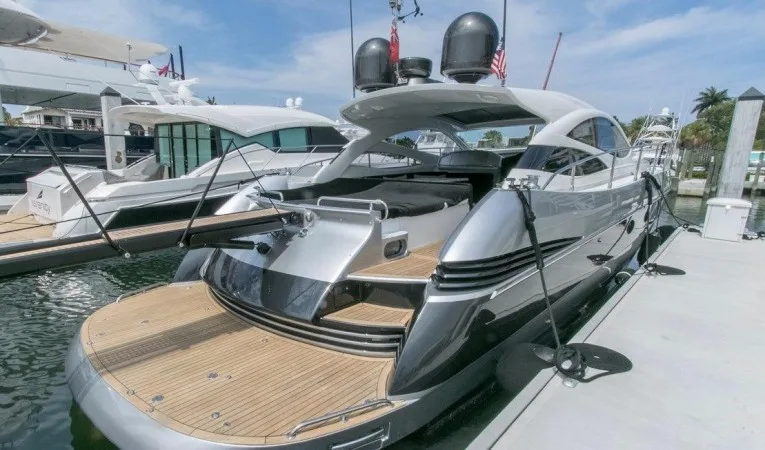 50 Pershing 