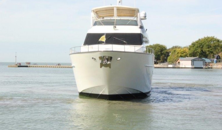74 Azimut Azimut 2004 74&apos; Solar