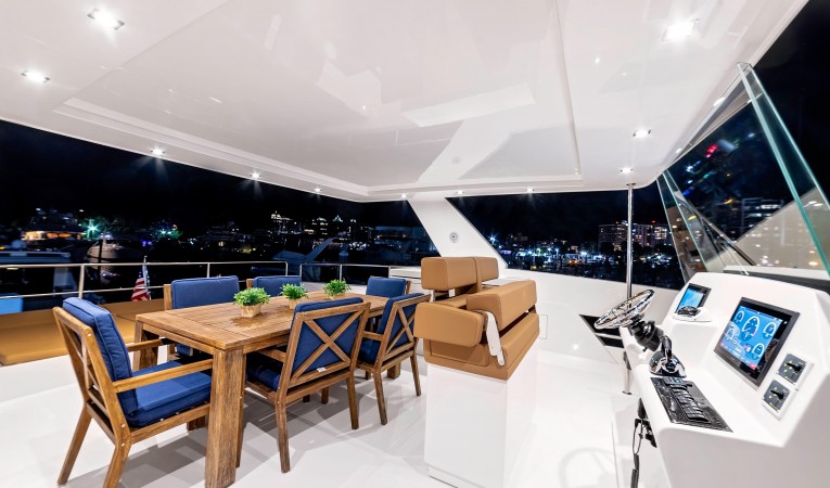 54 Overblue Flybridge Dining & Helm