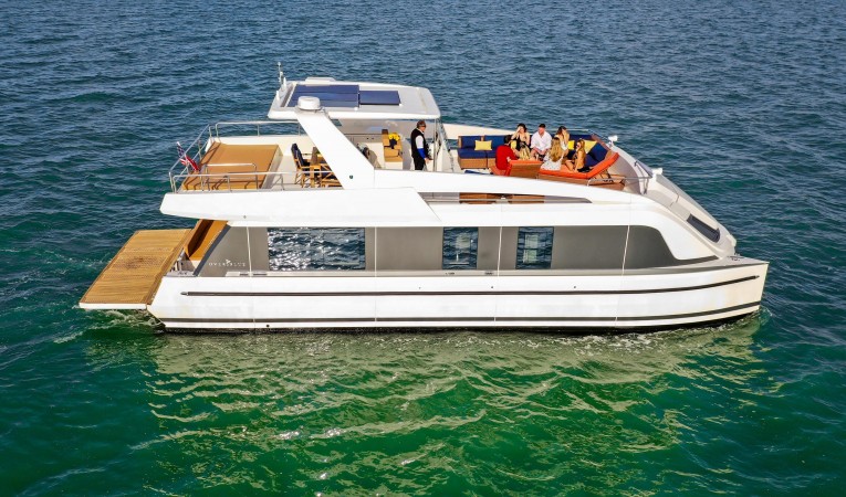 54 Overblue Starboard Profile