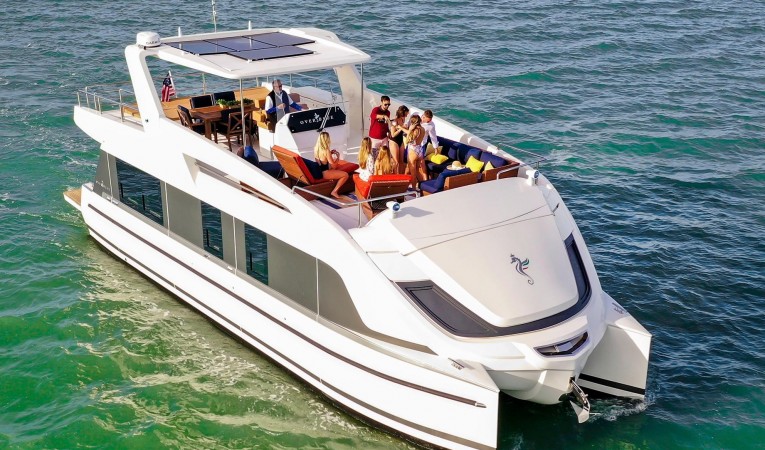 54 Overblue Bow Overview