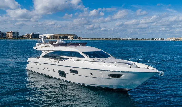 69 Ferretti Yachts 