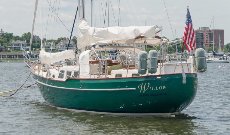 42 Westsail Classic beauty from all sides