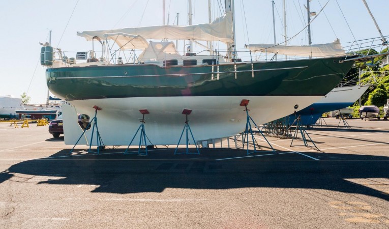 42 Westsail Full Keel w/ cutaway forefoot