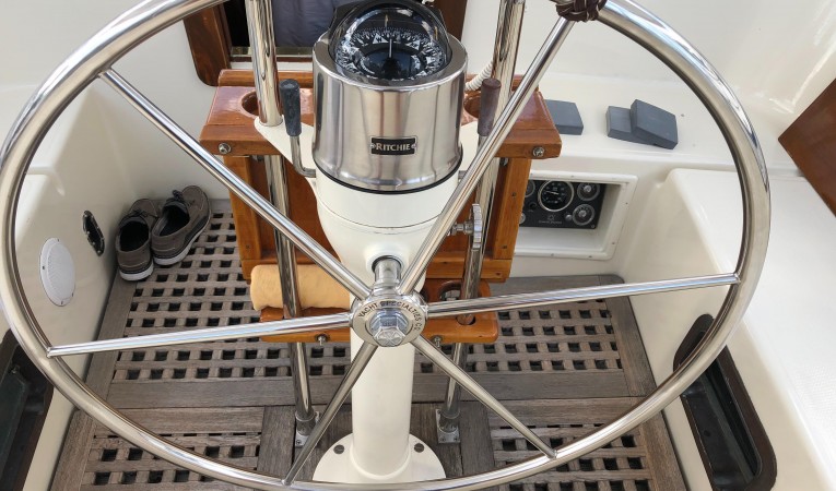 42 Westsail Helm station