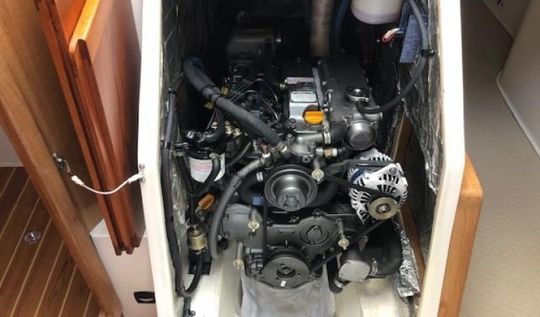 42 Catalina Yanmar Diesel