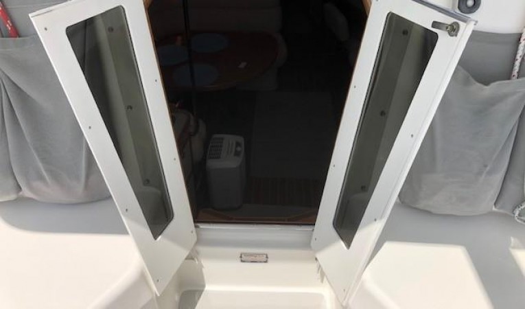 42 Catalina Removable Opening Companion Way Doors
