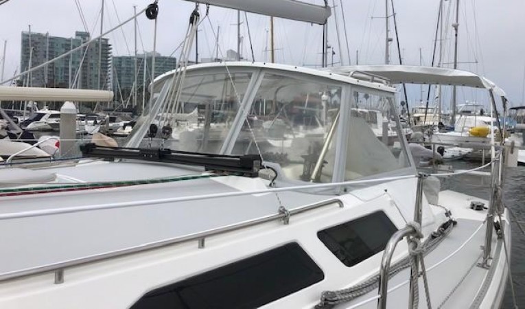 42 Catalina Hard Dodger