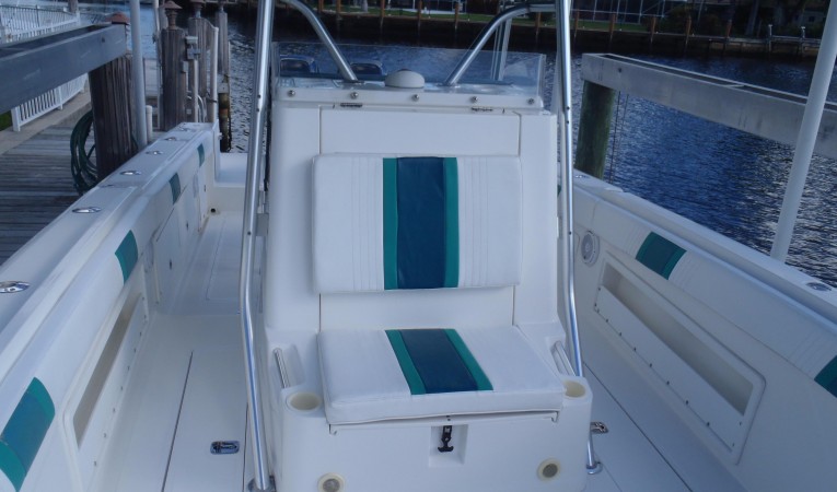 36 Dakota Looking aft