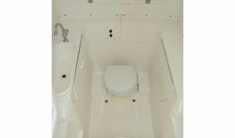 36 Dakota Center console head